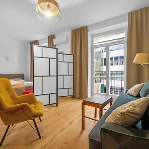 Piekna Yellow Apartament Warszawa