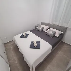 Lady Di Apartament Kaštela